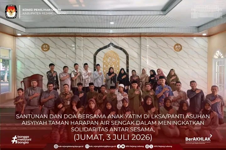 Doa Bersama Anak Yatim Panti Asuhan 'Aisyiyah  Curup  oleh KPU Kabupaten Rejang Lebong,